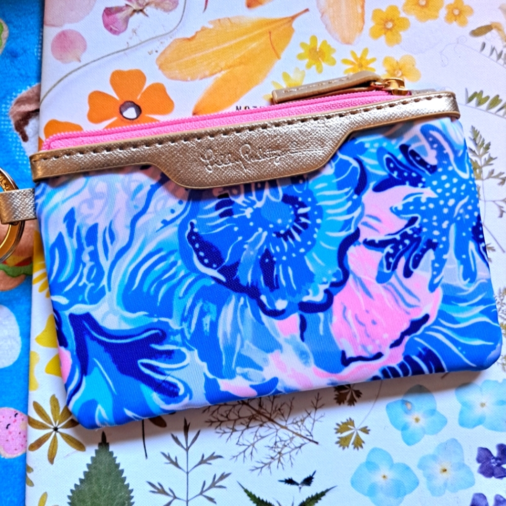 Lilly Pulitzer Blue and Pink Key & Card Holder